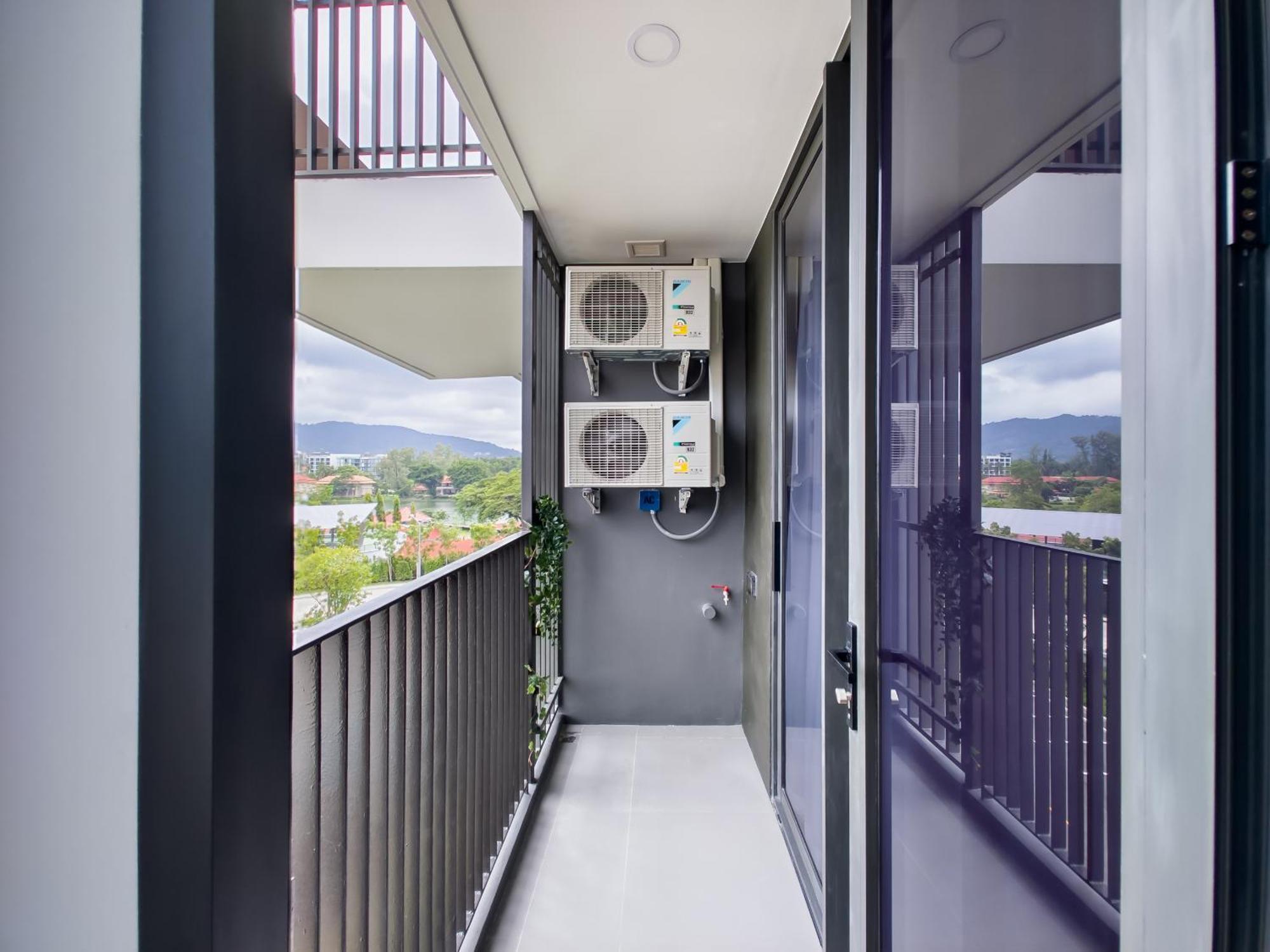 Skypark Laguna Apartments Bangtao Банг Тао Бийч Екстериор снимка